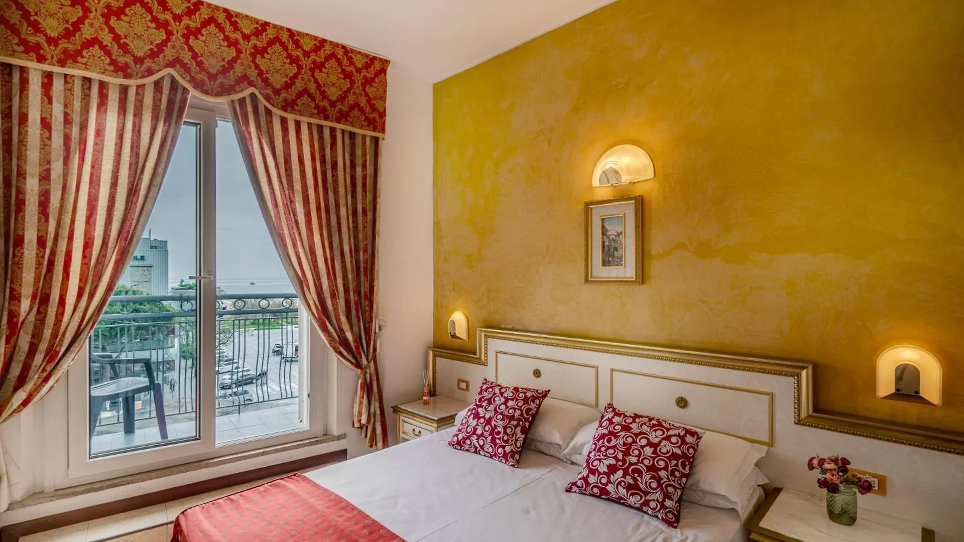 ***  Hotel King Rimini Italy